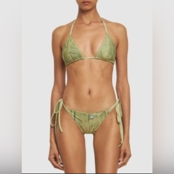 ACNE STUDIOS sage green Bikini Set
SWIMWEAR - Picture 1 of 16